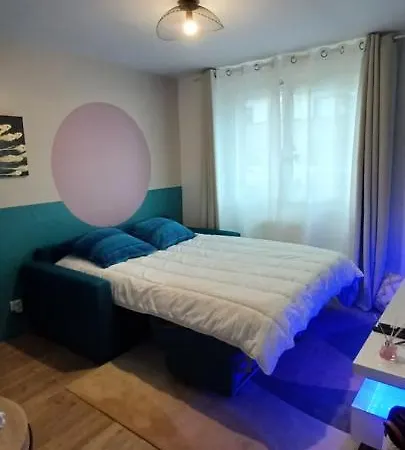 Appartamento Le Pourpre Chelles  Esterno foto